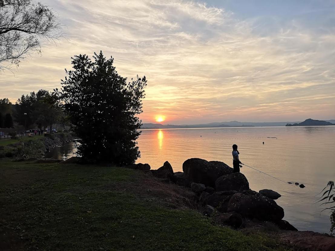 Appartamento Miralago Bolsena Luaran gambar